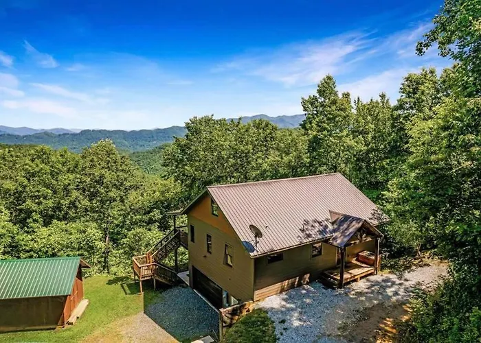 Nantahala Nook, Cabin W/Hot Tub,Game Room, & Wifi