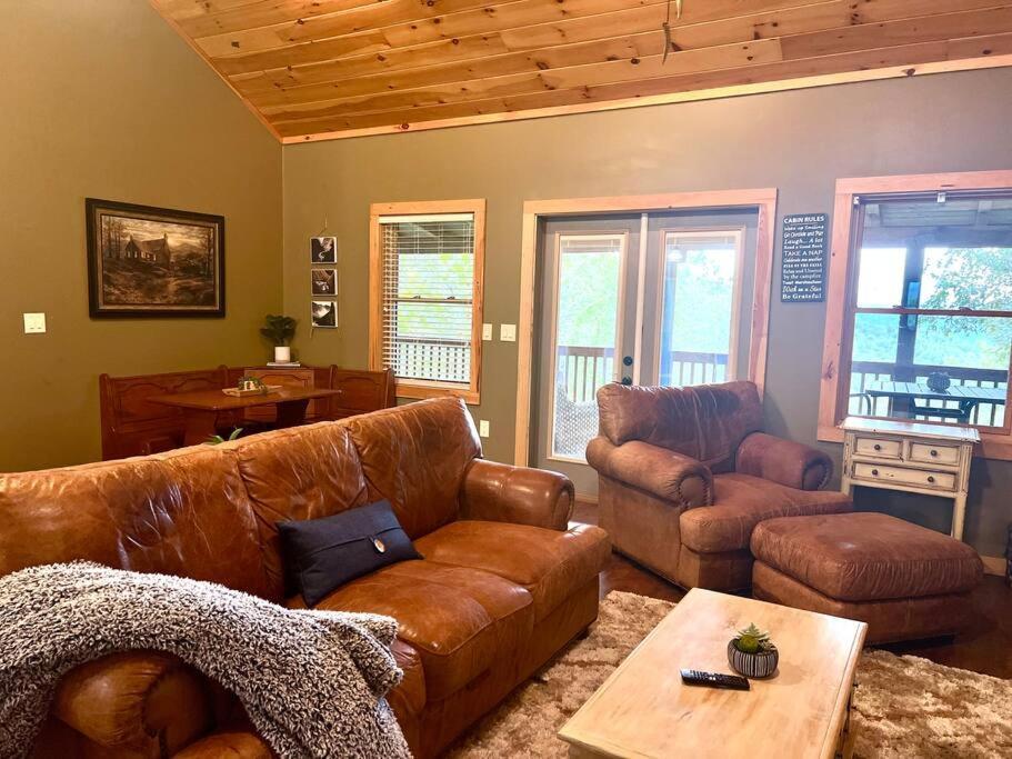 Nantahala Nook, W/hot Tub,game Room, & Wifi Holiday home Bryson City