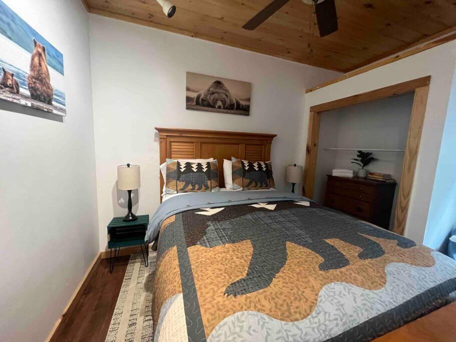 Nantahala Nook, W/hot Tub,game Room, & Wifi Bryson City